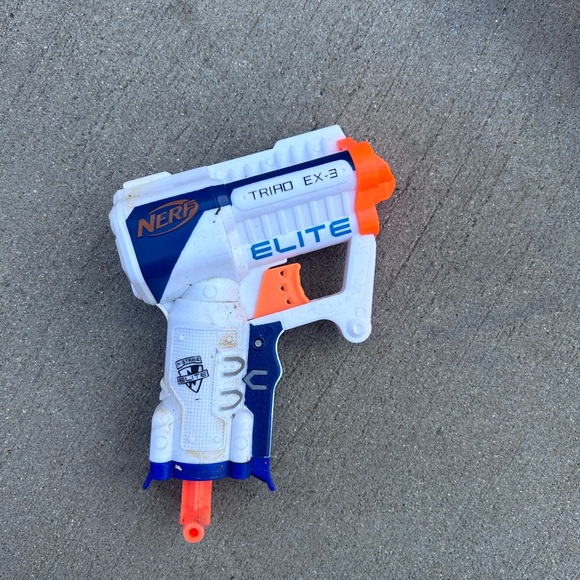 Nerf guns - Picture 3 of 4